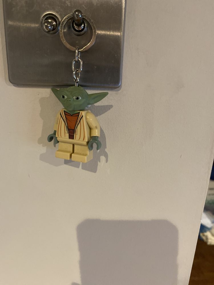 Lego figurka brelok Yoda latarka