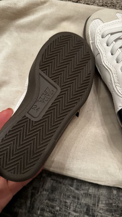 Кеди zara нові,не підійшов розмір