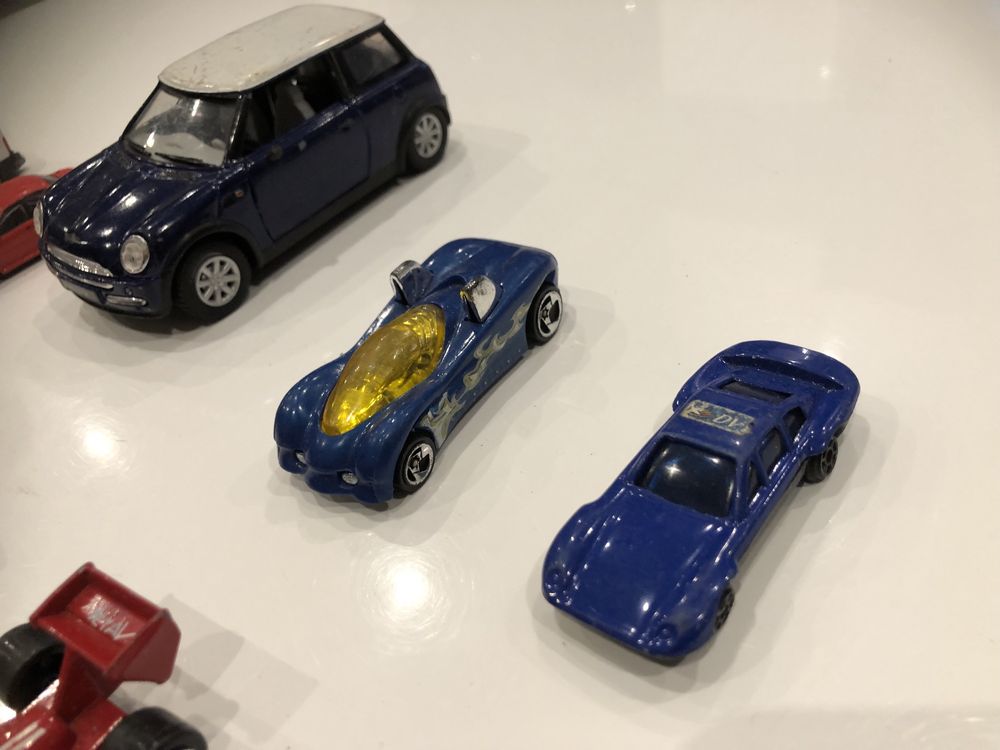 Majorette Hot Wheels resoraki 13 sztuk auta samochody 1
