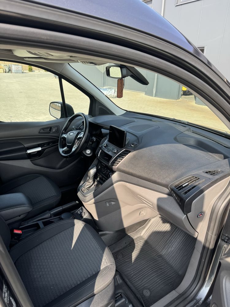 Ford Transit Connect 1.5 tdci long  automat 5-cio osobowy skrzydelka