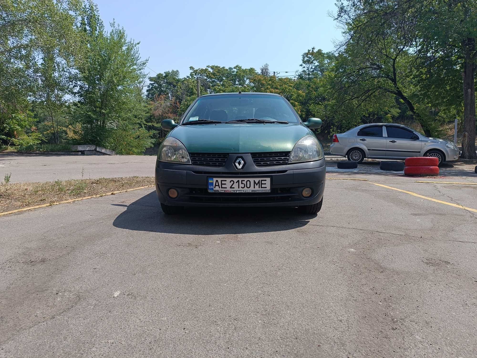 Renault Clio Symbol 2003р 1,4 16V