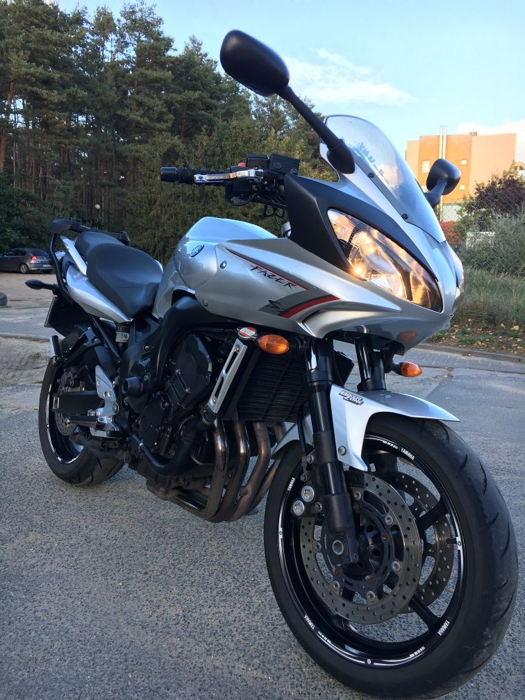 Yamaha FZ6 S2 FAZER LeoVince