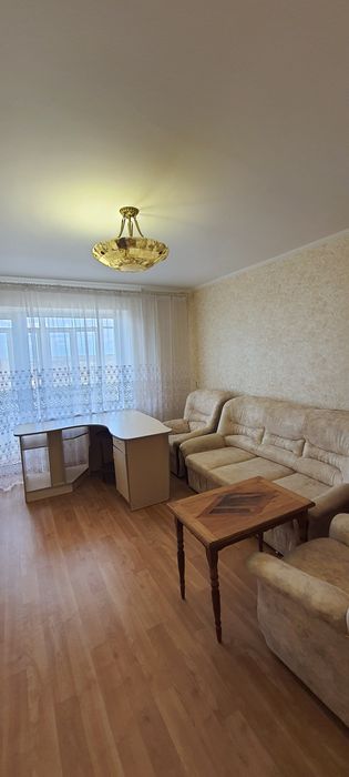 Продається 3-кімн квартира, з меблями та технікою