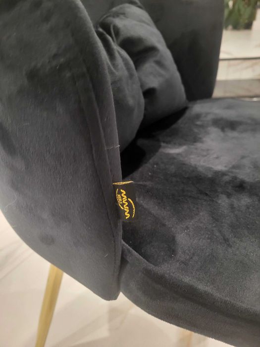 Krzesła welurowe muszelka z poduszką