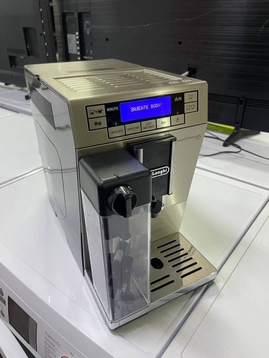 Кофемашина Delongi 1 рік гарантіі