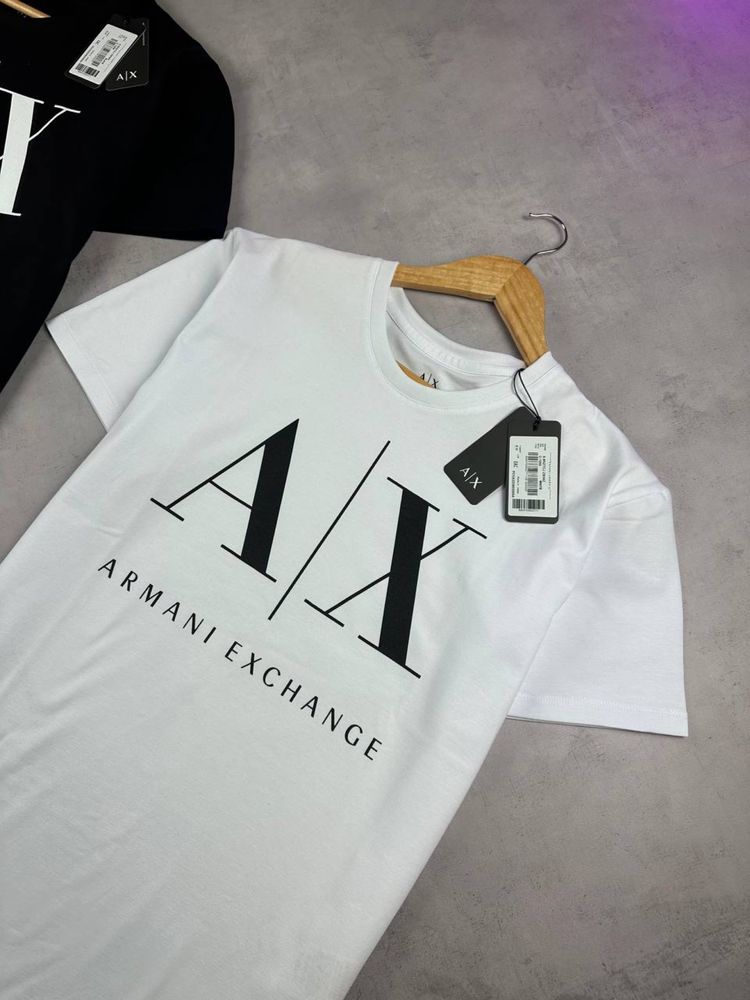 Футболка Armani Exchange