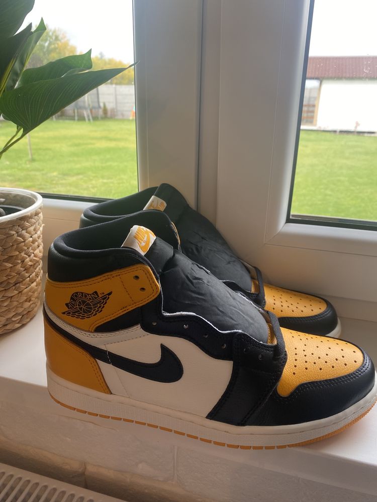 Jordan 1 high taxi