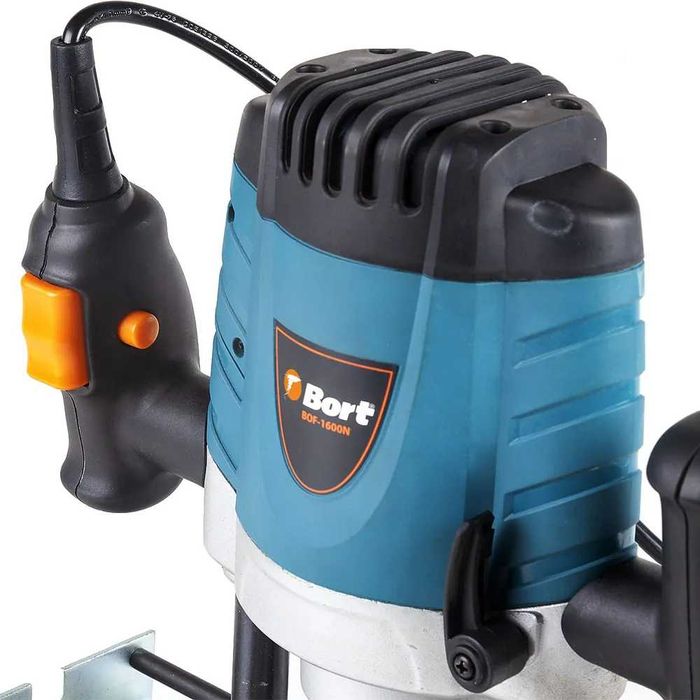 Фрезер BORT 2100Вт глибина 60мм 9000-23000об/хв зажим 6-8мм  фрезерка