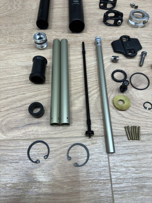 Rock Shox reverb różne modele Części