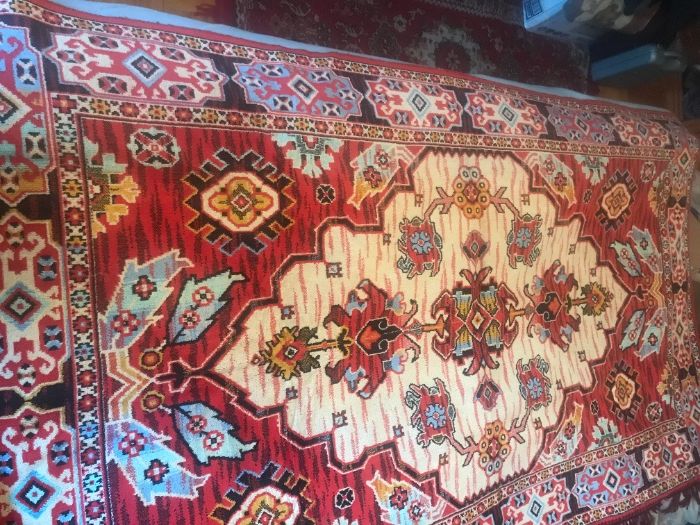 Винтаж!!!Новые ковровые дивандеки-покрывала с бахромой ГДР 70-х