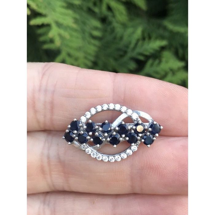 Срібна брошка з натуральними сапфірами, срібло 925 проба