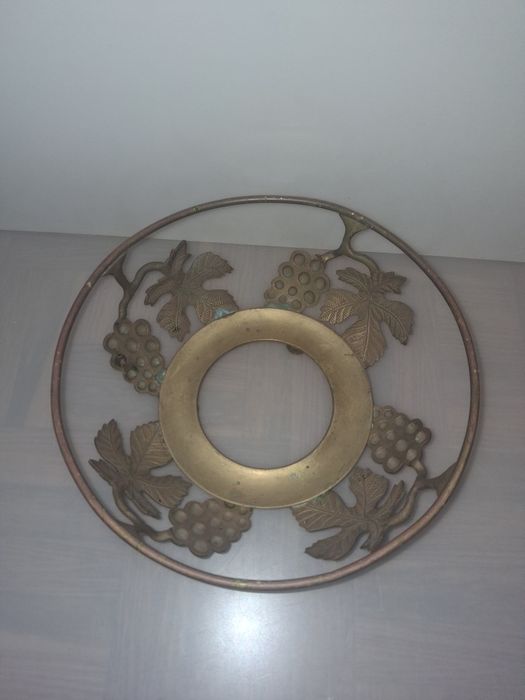Antiga Fruteira em Bronze Trabalhada