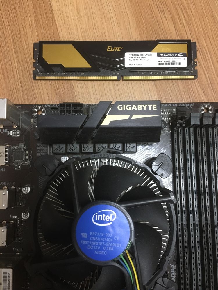 Gigabyte GA-z270P-D3