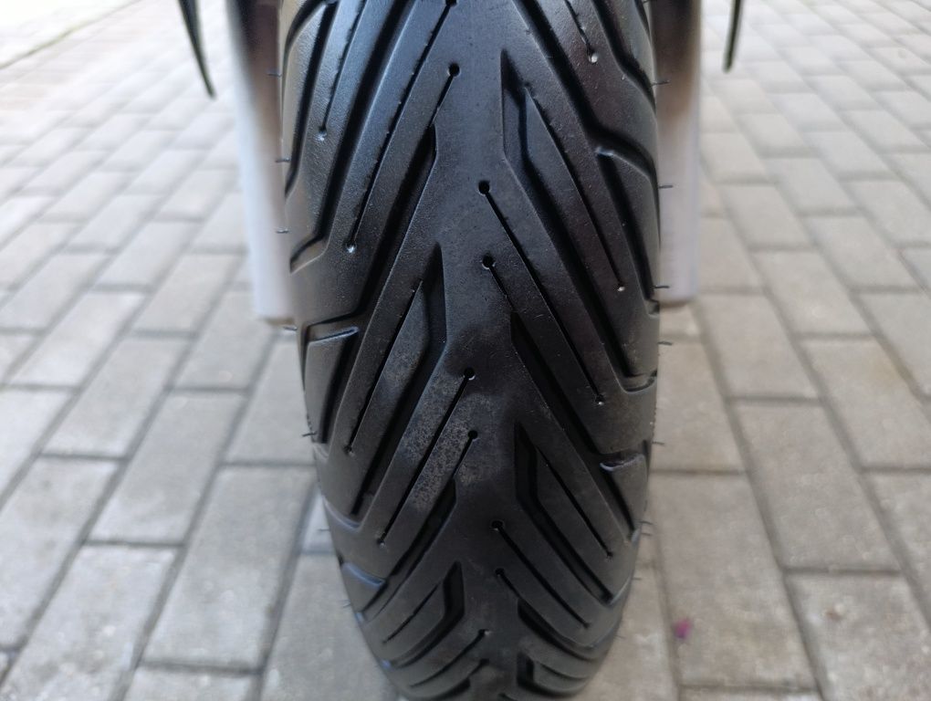 Aprilia SR MAX 125 Transport Gilera Nexus