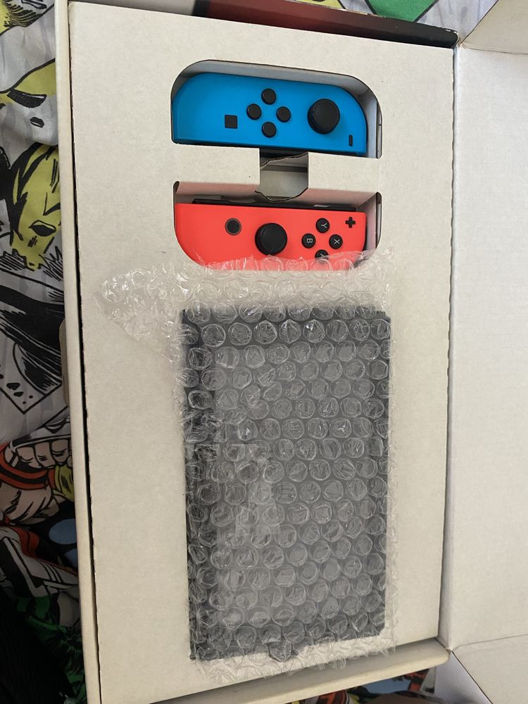 Nintendo  Switch