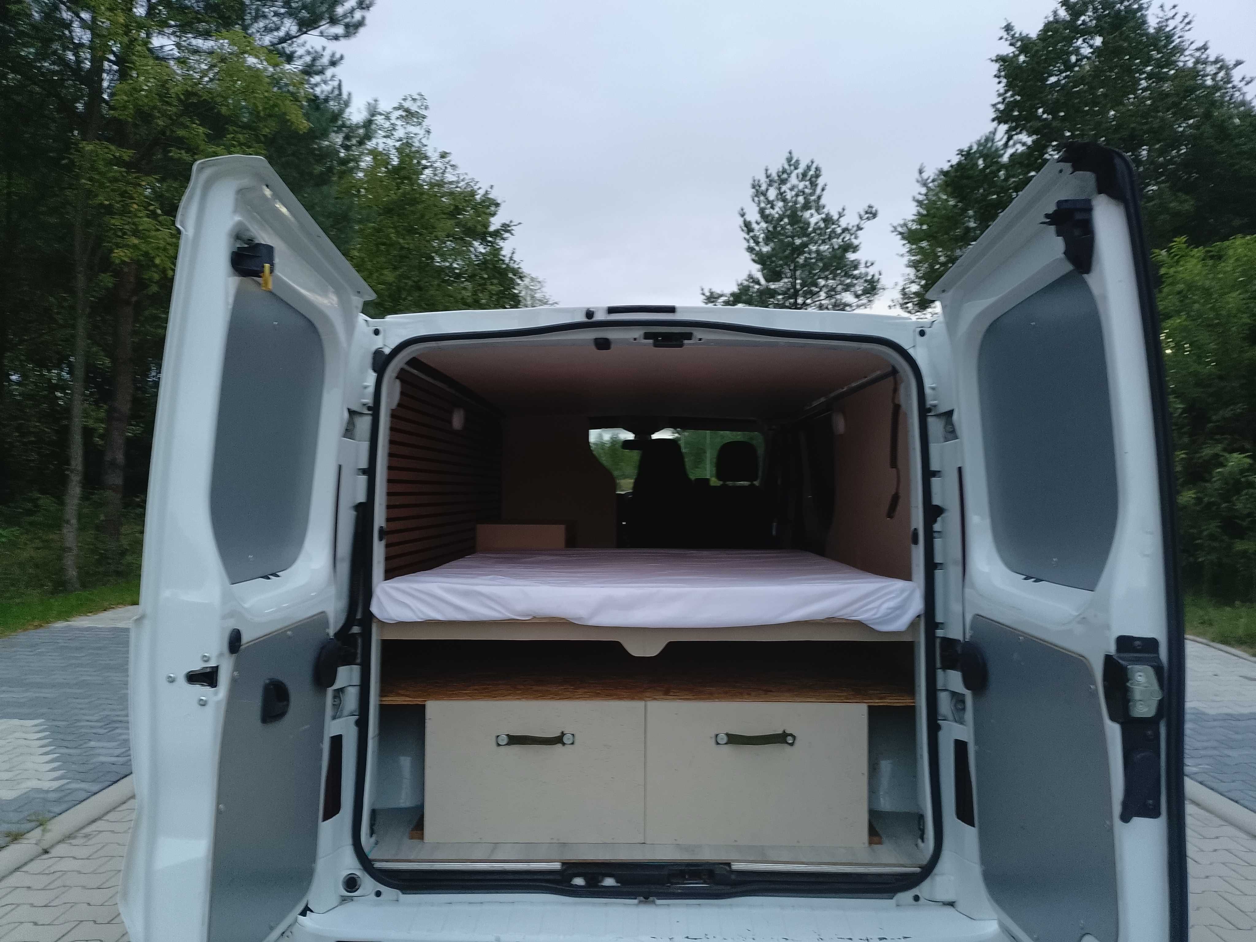 Opel Vivaro ! 2015 ! Long!Zabudowa kamper! Klima !