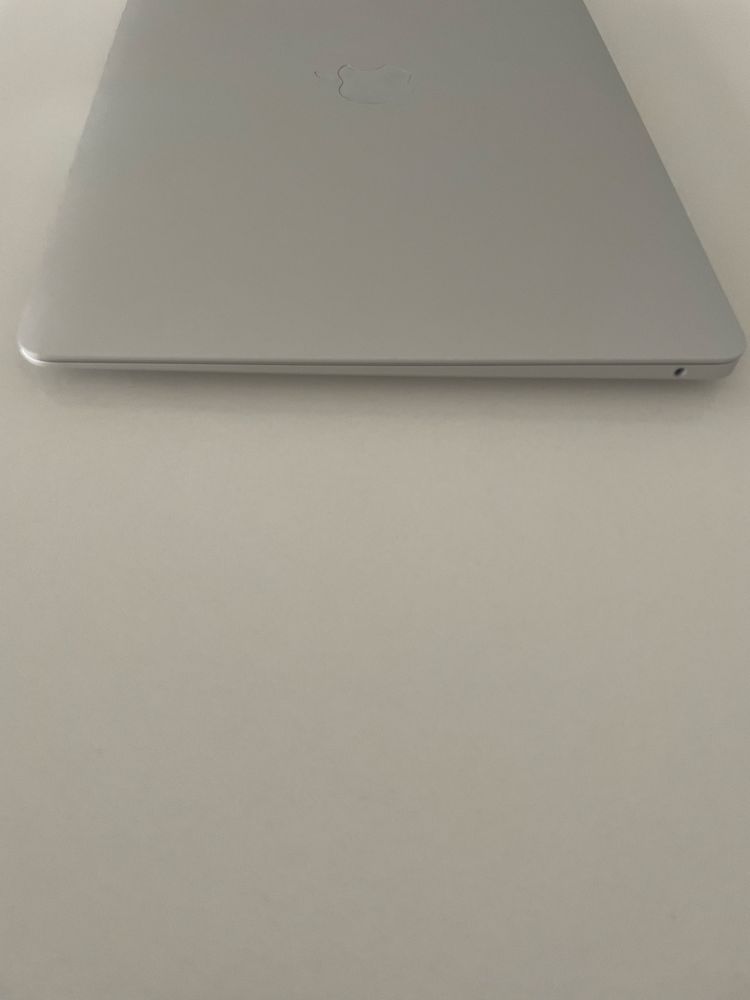 MacBook Air 13”, M1, 2020