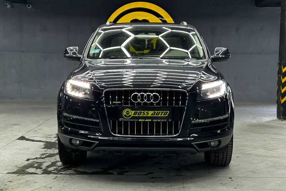 Audi Q7 2013 року
