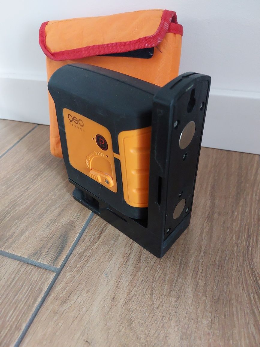 Niwelator laserowy qeofennel FL 40 HP