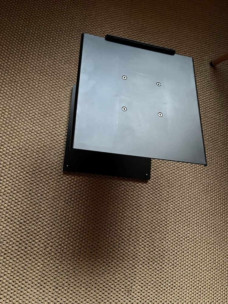 Suporte Gravity para amplificador