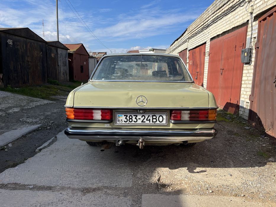 Mercedes w123 Мерседес