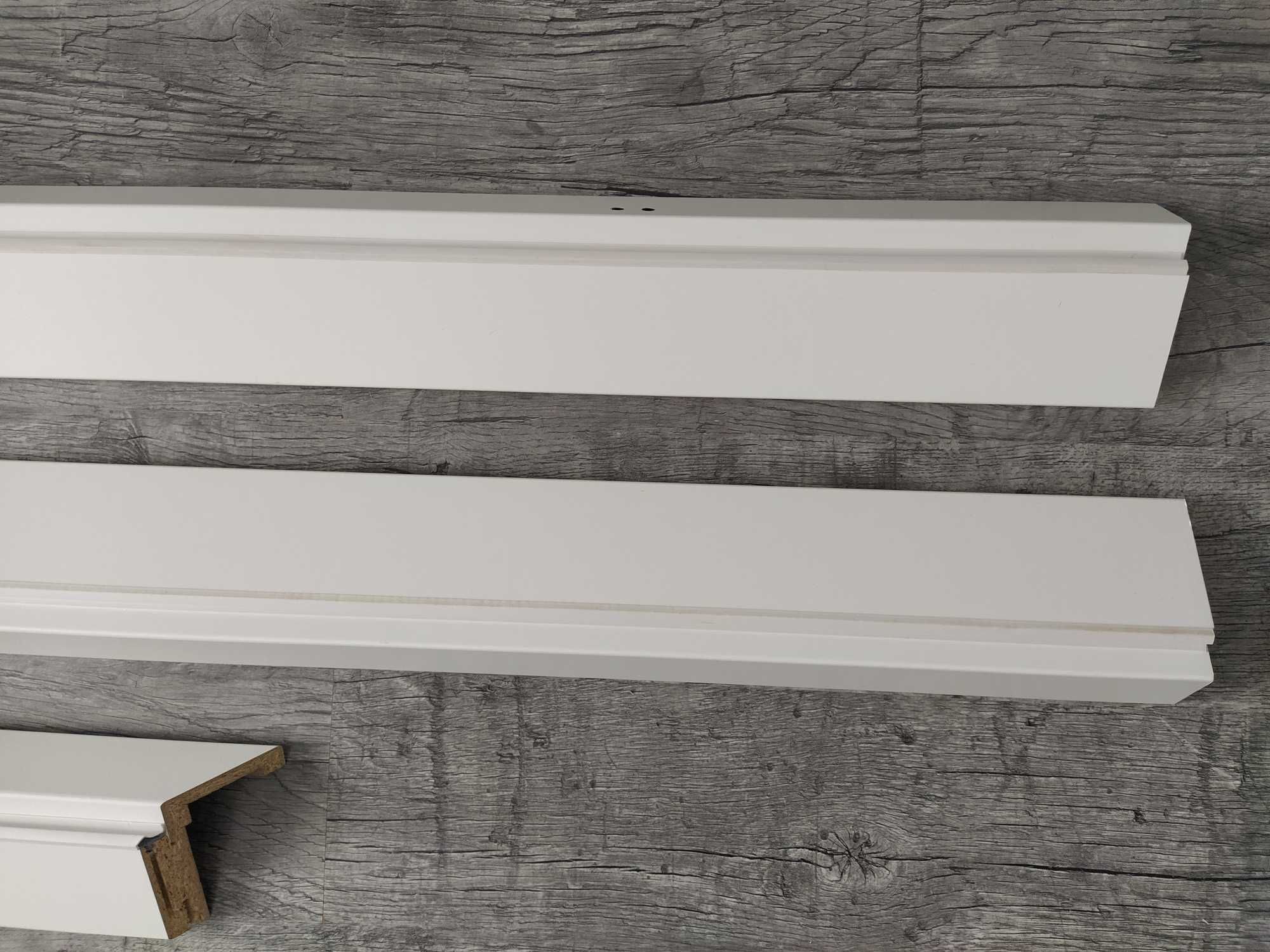 Biała ościeżnica futryna do drzwi prawa 73,5cm Wymiary: 89x214cm