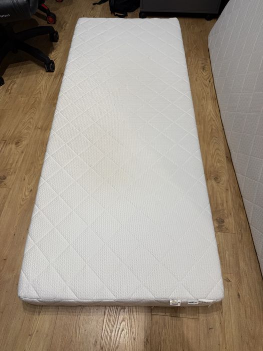 Łóżko 160x200 IKEA Hemnes szare z materacami