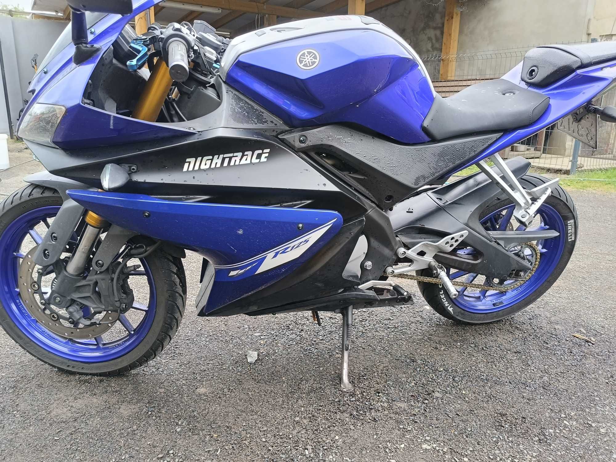 Motocykl Yamaha YZF R125