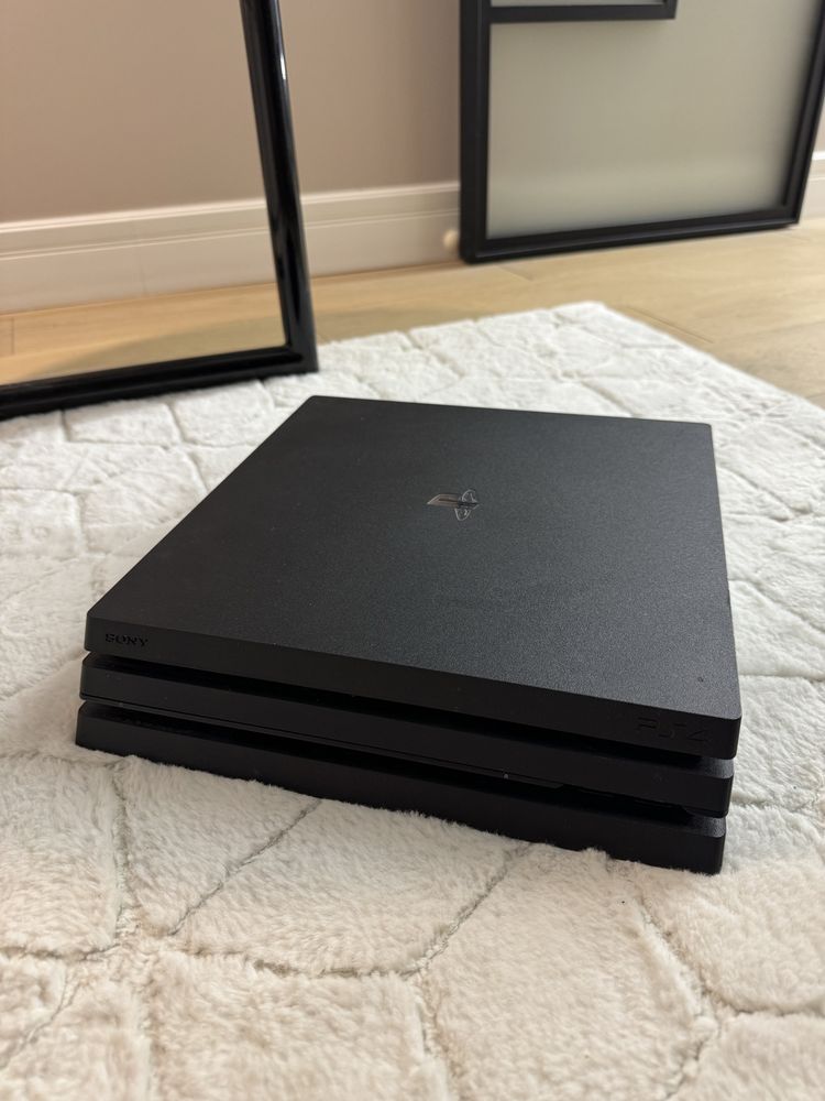 PlayStation 4 PRO