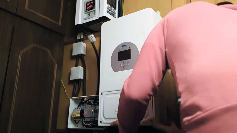 Подключение настройка программирование инверторов аккумуляторов сэс