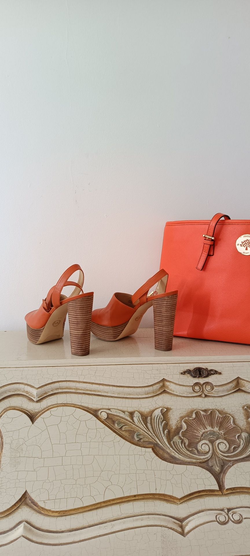 Sandały pomarańczowe na słupku Michael Kors 40