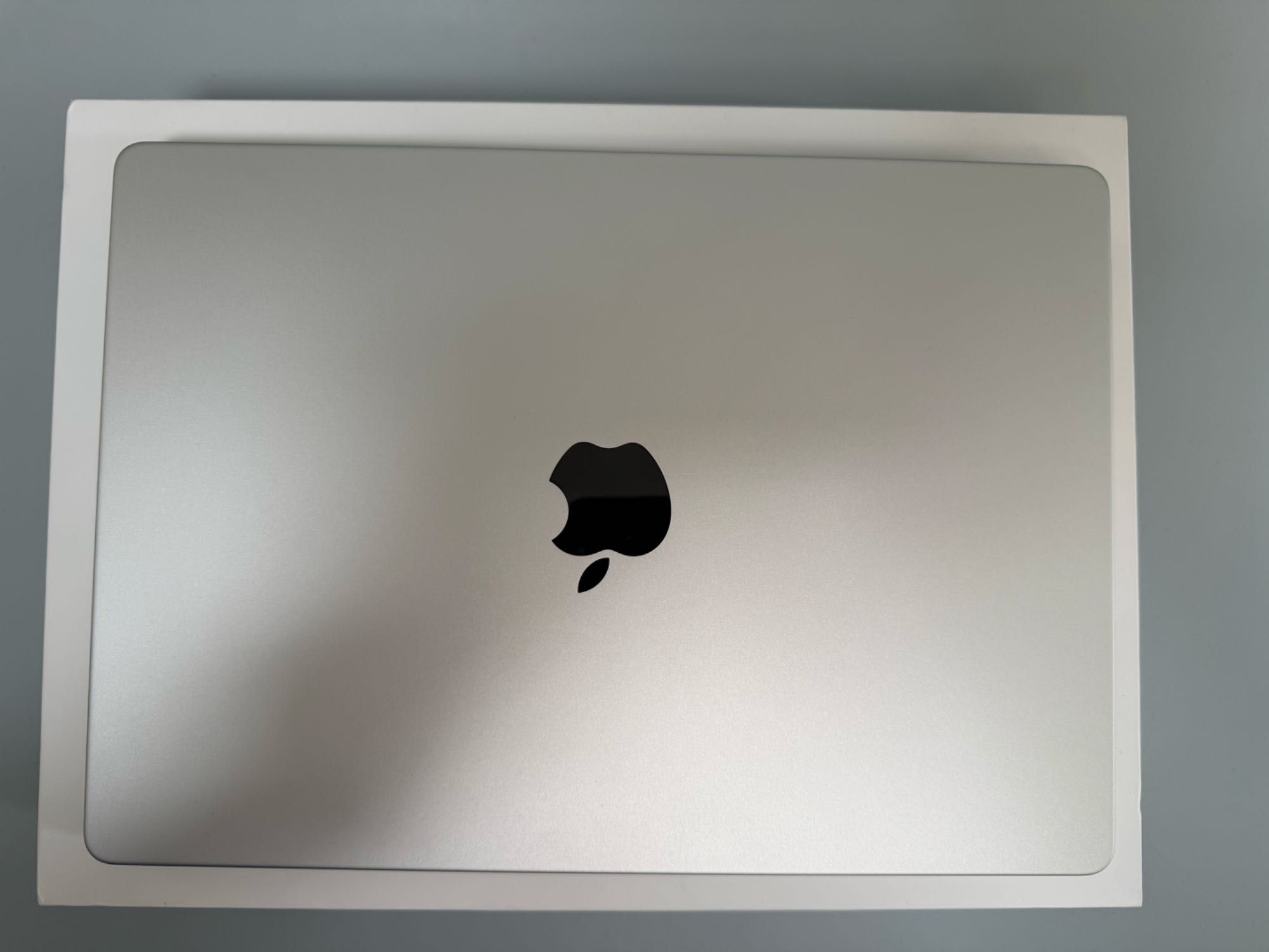 MacBook Pro 14 M1 – bdb stan, minimalnie używany, FVAT 23%