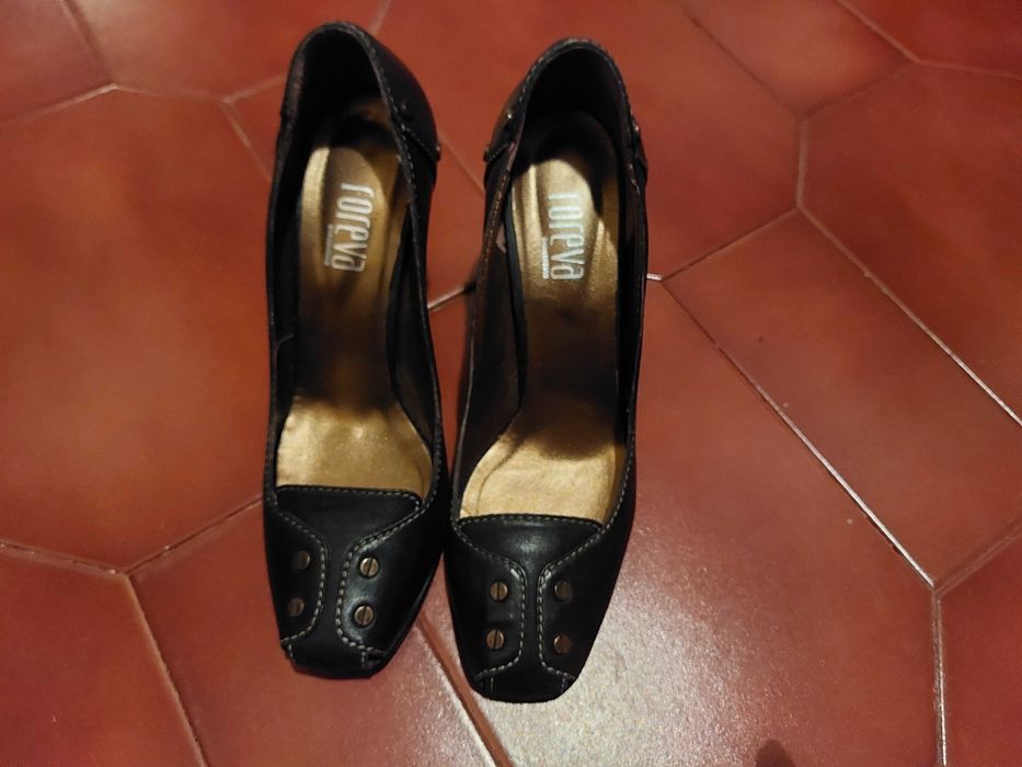 Sapatos pele  39