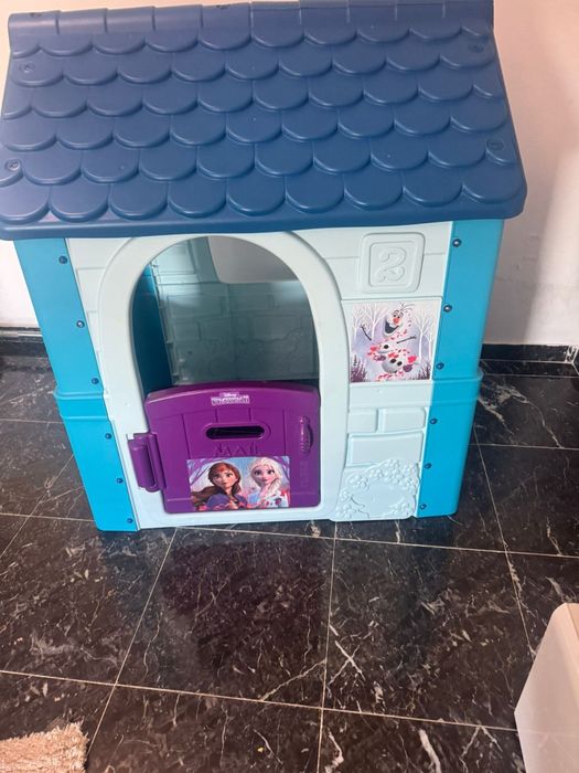 Casa frozen como nova