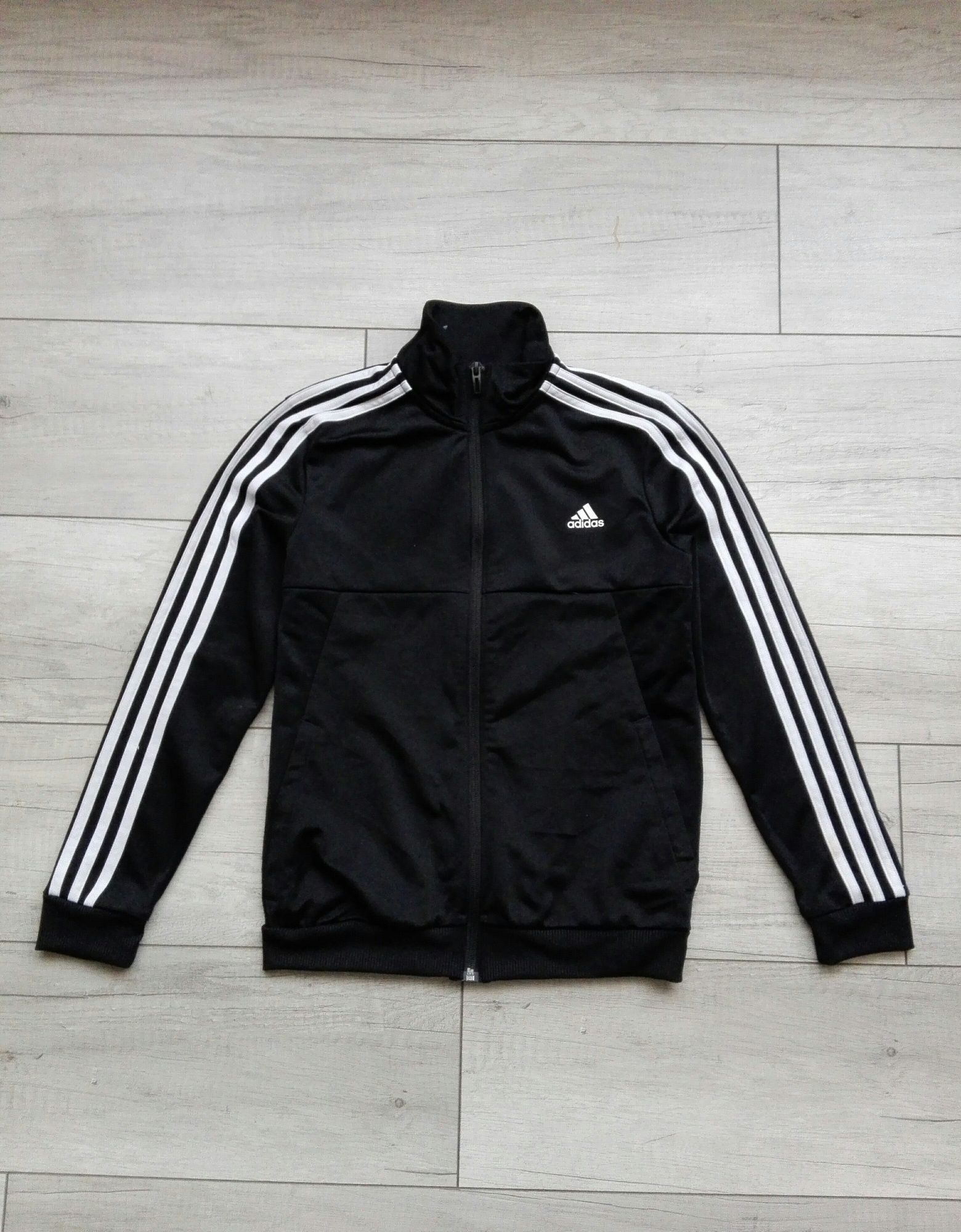 Adidas oryginalna czarna rozpinana bluza rozm 152