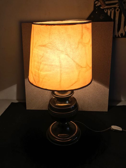 Candeeiro de mesa
