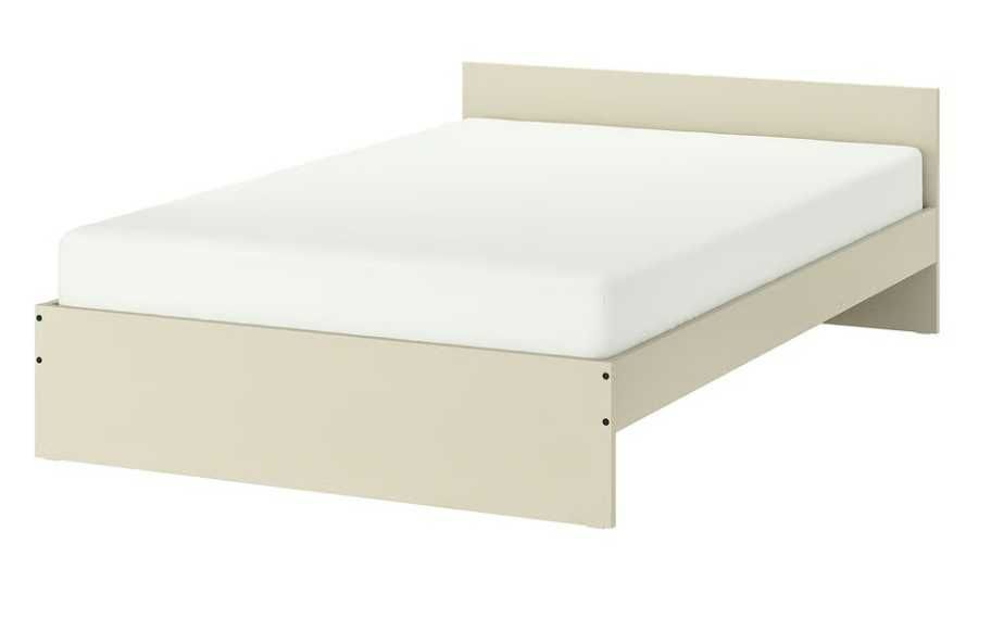 Cama de casal com colchão