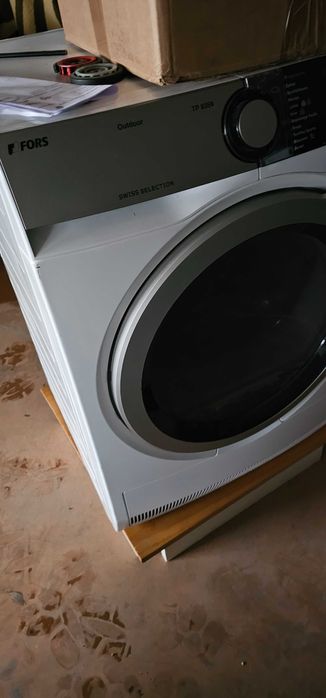 Máquina de secar roupa