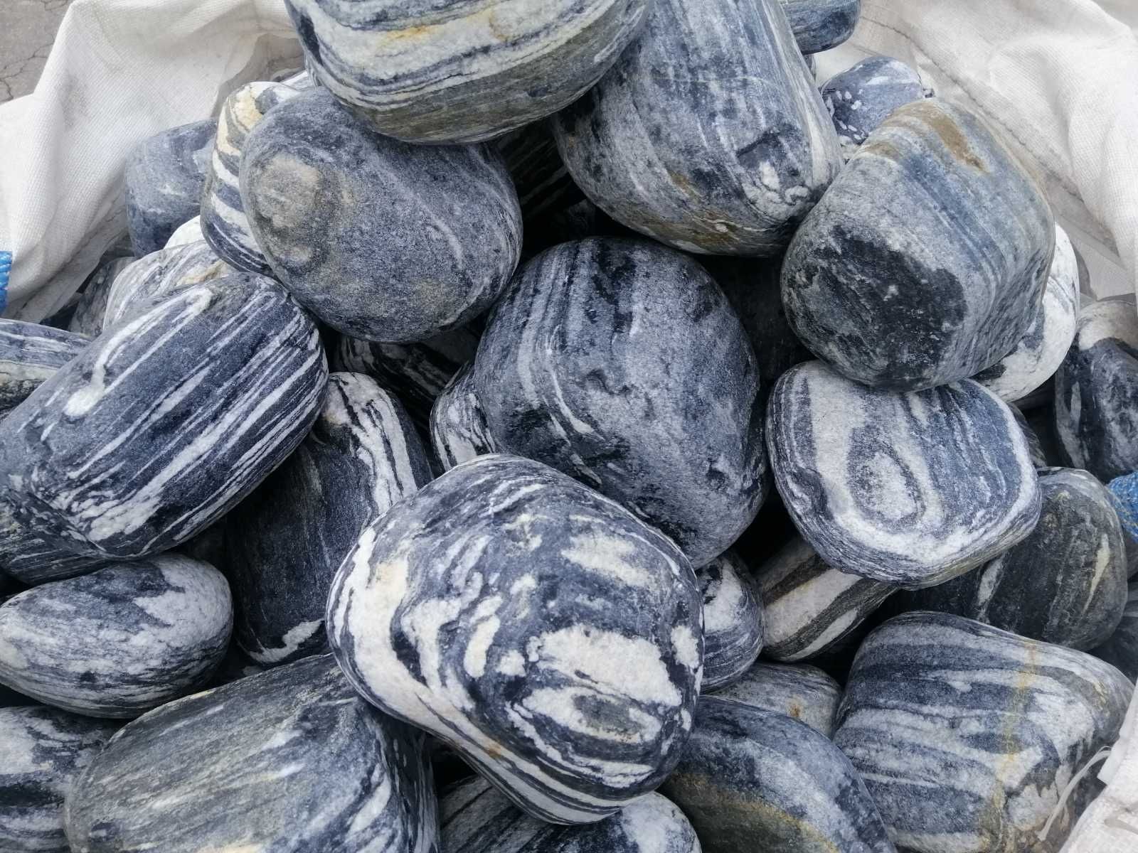Мармур чорний, зелений, червоний, білий