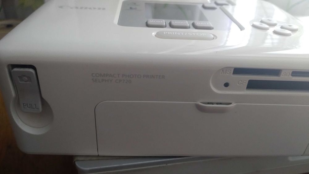 Фотопринтер Canon Selphy CP720