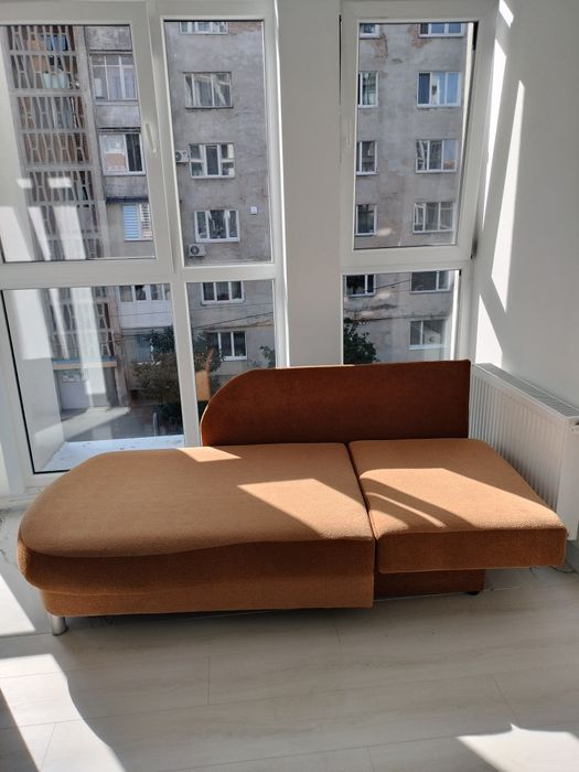 Продам диван в доброму стані 1.40 -1.90-80см.Ціна  5000.