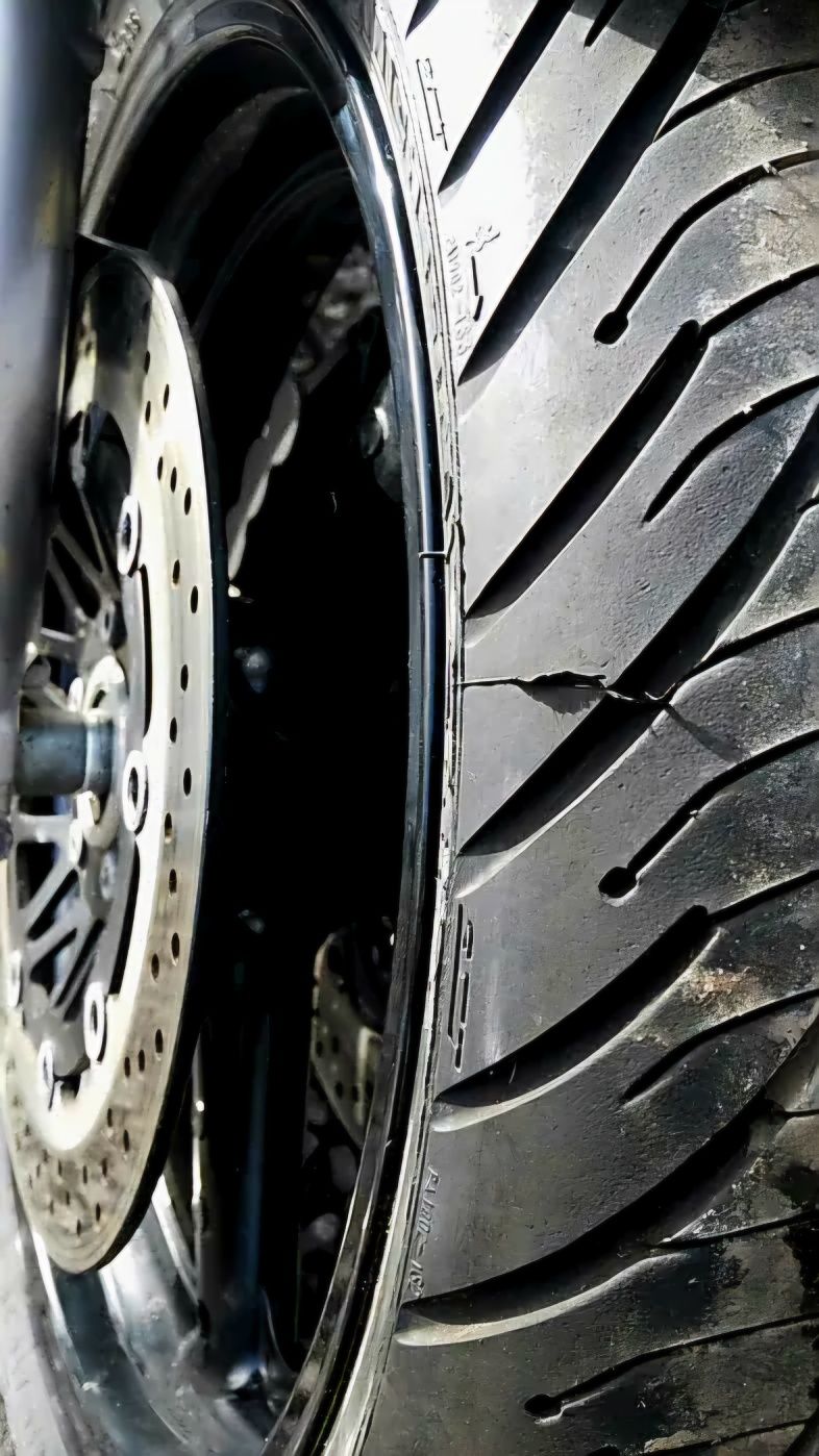 bandit 1200 s 2005-podobne cbf 1000 fazer 1000 udokumentowany przebieg