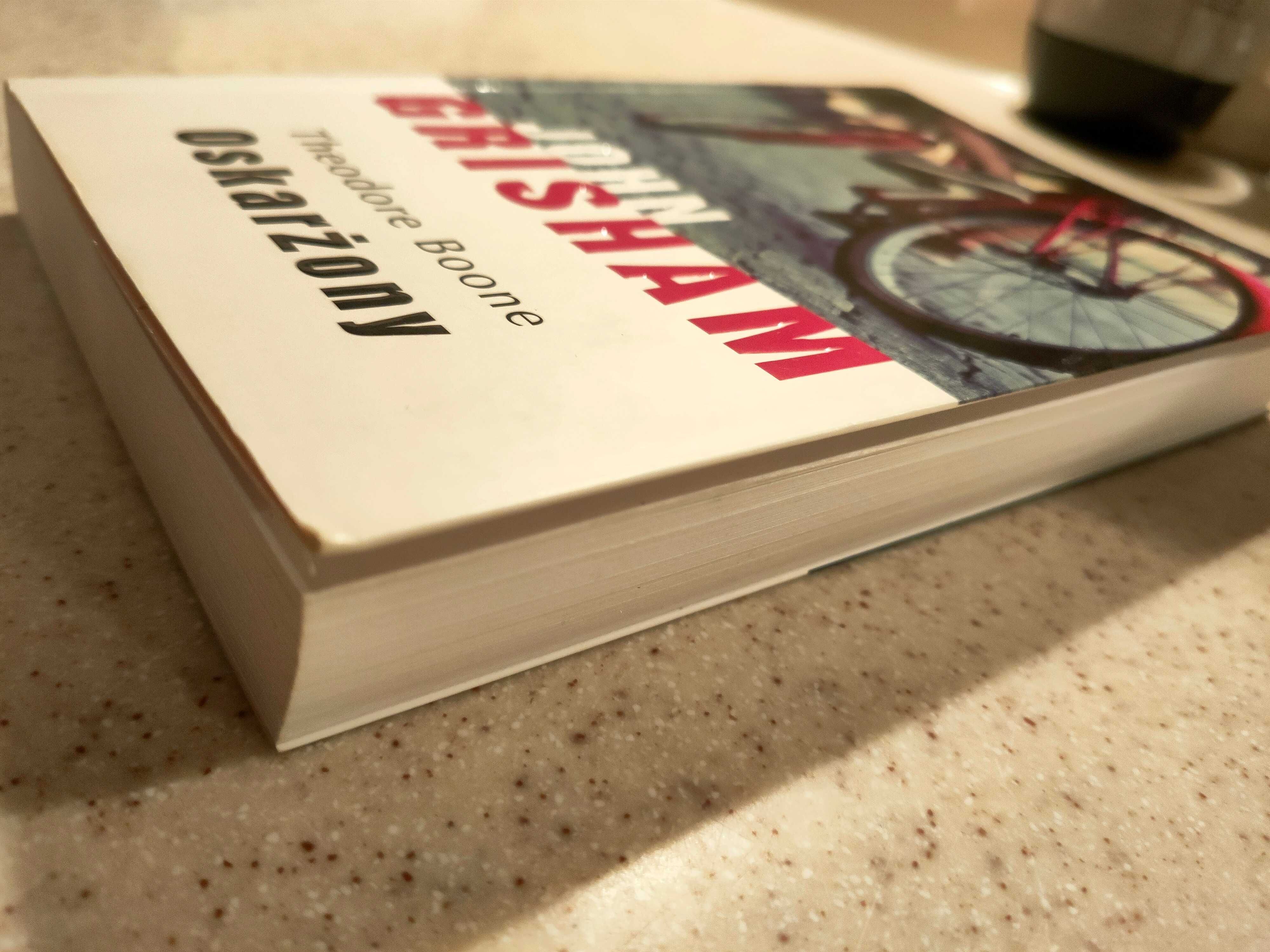 John Grisham Teodorę Boone Oskarżony