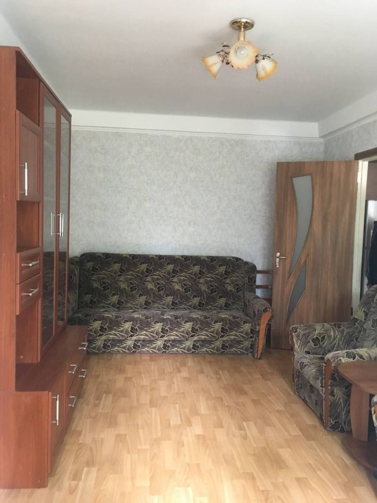 Сдаю 2кв.Чумаченко/Центр Космоса/ремонт,меб,техника.Длит