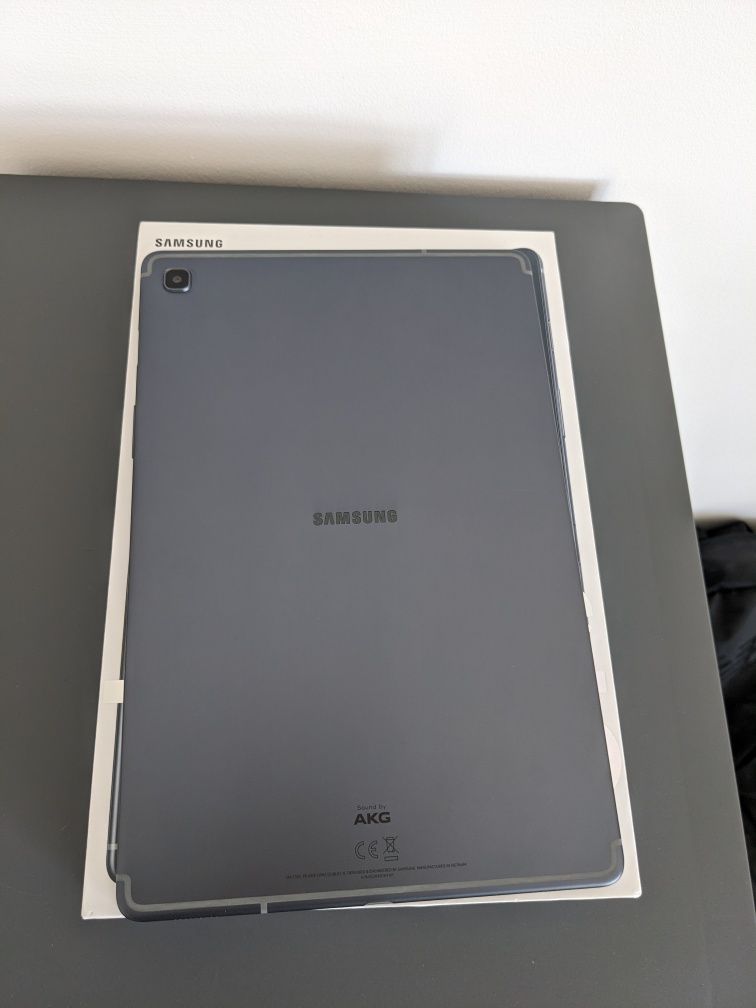 2K Amoled OLED Samsung Tab S5e bdb warto