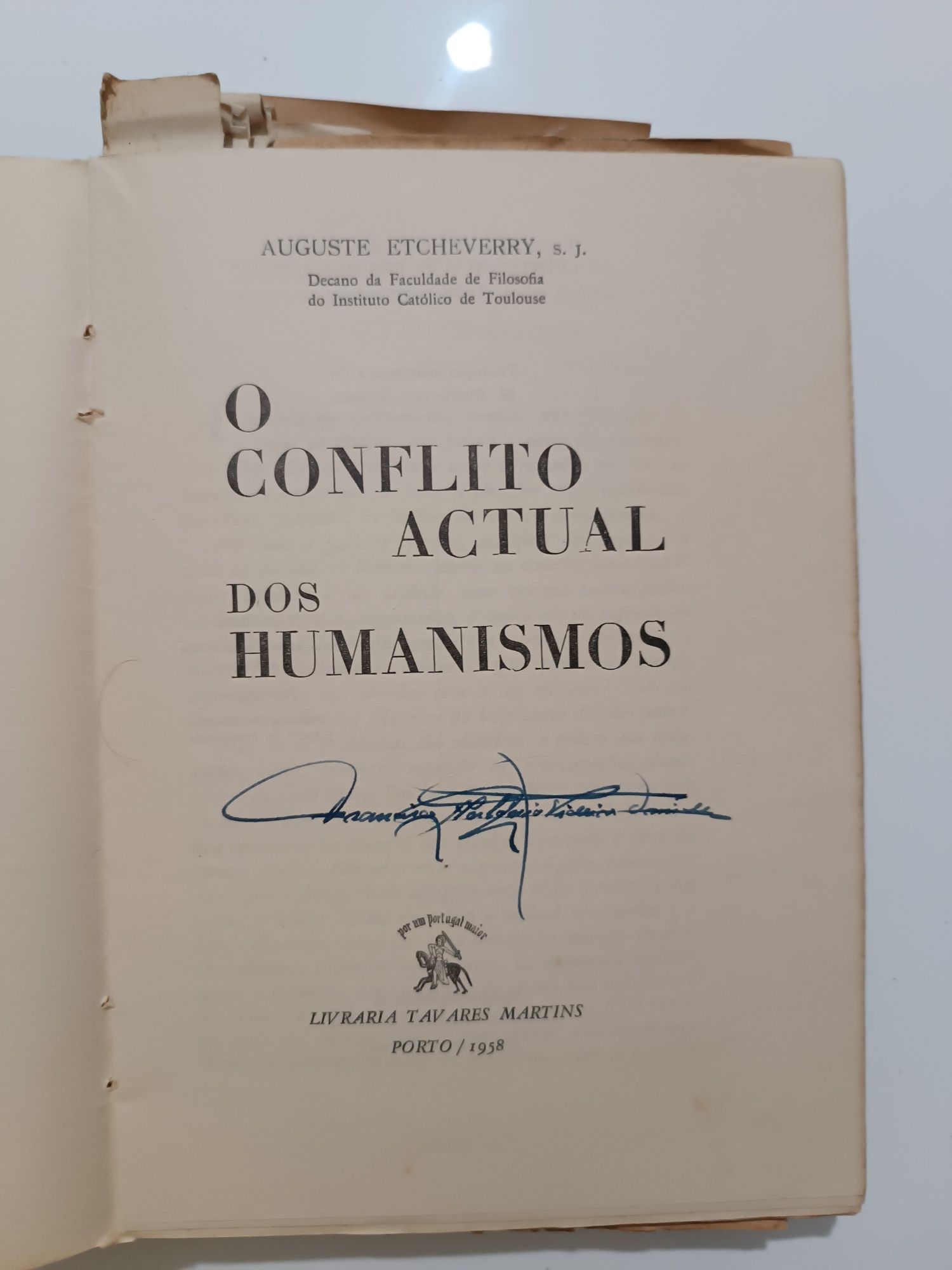 Livro "O Conflito Actual dos Humanismos"