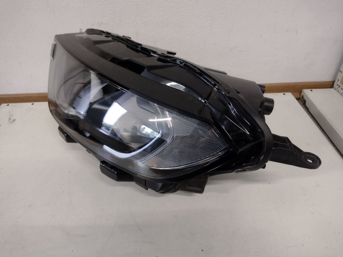 Ford Ecosport II lift 17-22 - Reflektor lewy Xenon kpl. EUR