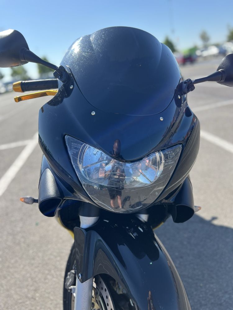 Honda CBR F4 2000 - A2!
