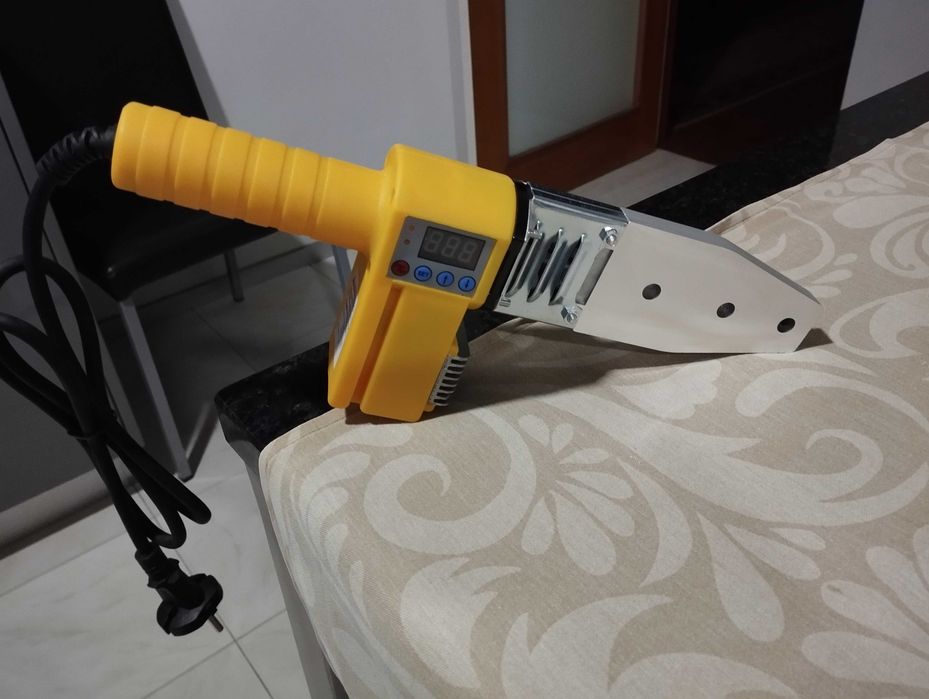 Máquina de soldar tubos, completamente nova.