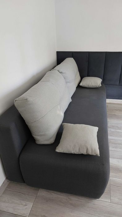 Kanapa / Sofa rozkładana 3 osobowa z pojemnikiem na pościel
